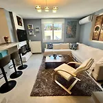 Modern Family Retreat *