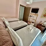 Modern Family Retreat