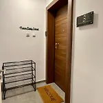 Modern Family Retreat شقة فولوس