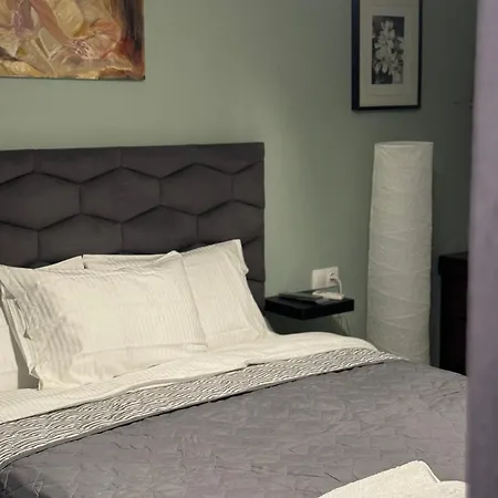 Modern Family Retreat Apartment Volos