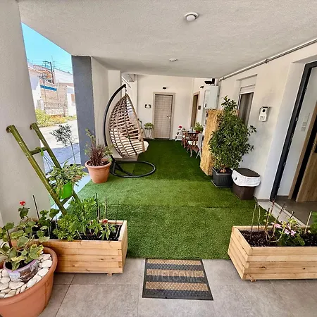 Modern Family Retreat