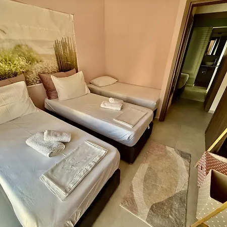 Modern Family Retreat * Volos