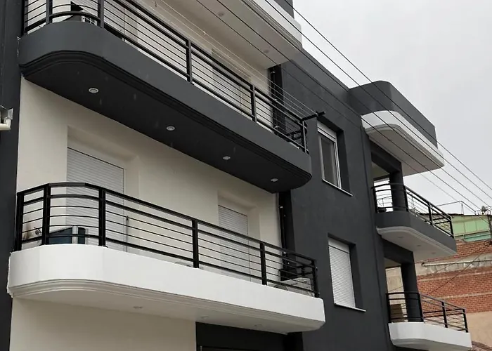 Modern Family Retreat ヴォロス