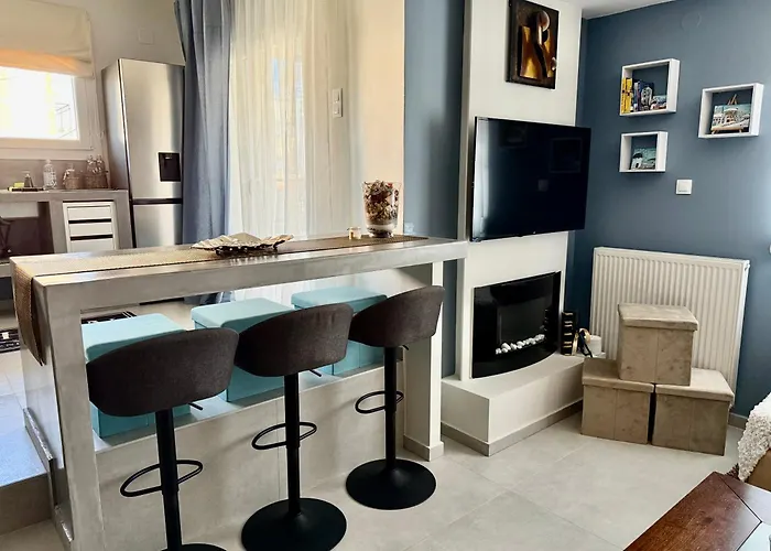 Modern Family Retreat ヴォロス